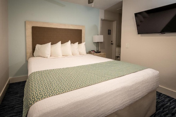 Palmera Inn and Suites image 13